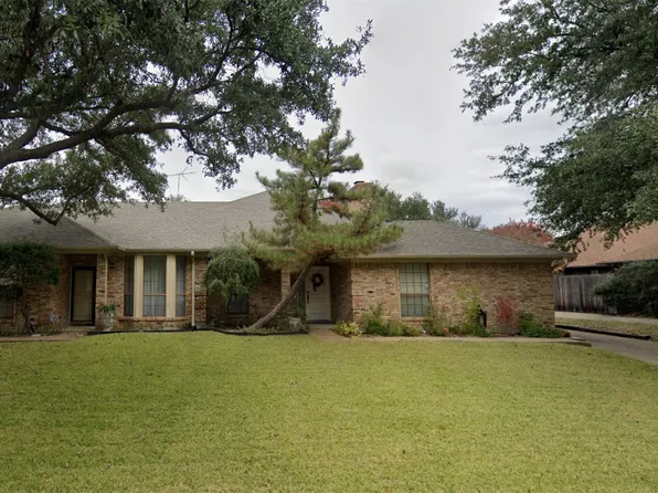 5742 Ledgestone Dr, Fort Worth, TX 76132