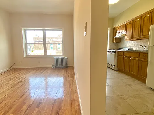 Rented by Highline Residential | media 10