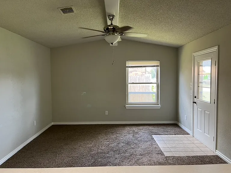 1207 Sequoyah Cir — Photo 11