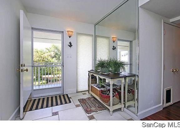 4th image of 200 Periwinkle Way Unit 217