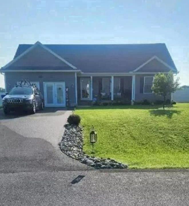 1st image of 20822 Squirrel Ln