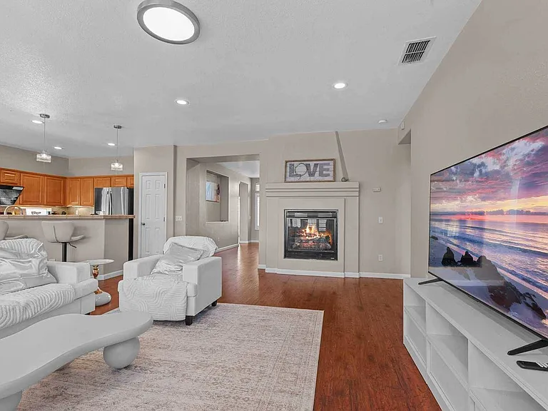 9986 Aspen Meadows Ct — Photo 6