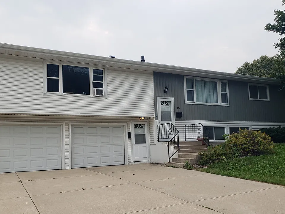 13 Meadowlark Dr