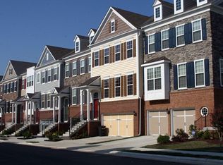 25492 Hopton House Ter, Chantilly, VA 20152