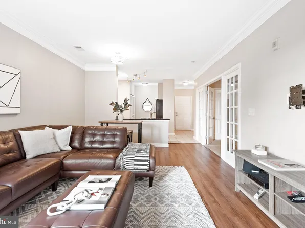 501 Hungerford Dr APT 346, Rockville, MD 20850
