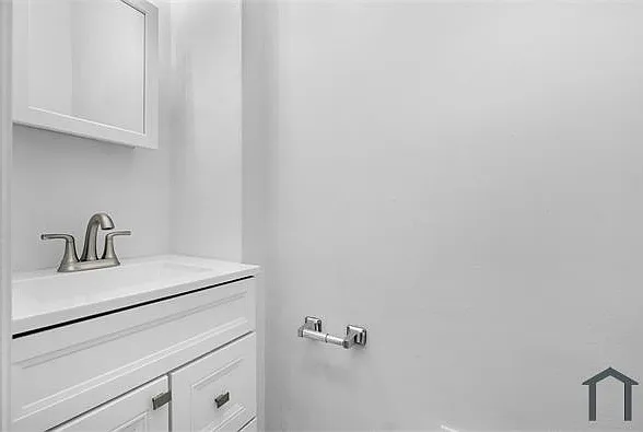 627 N Lakewood Ave — Photo 14