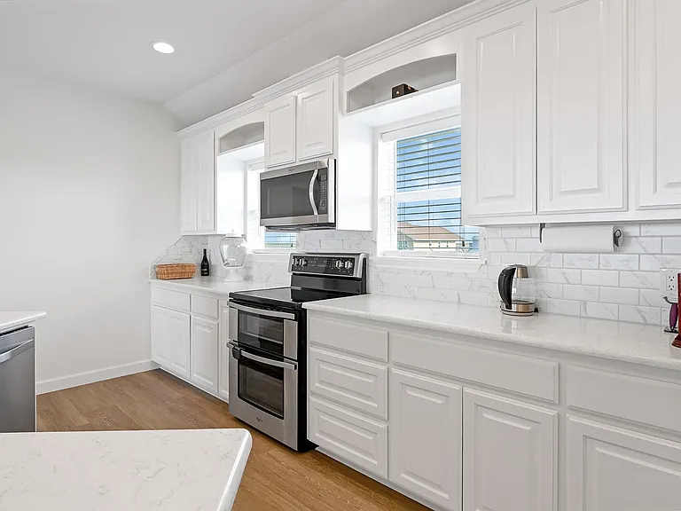 747 Waypoint Dr — Photo 18