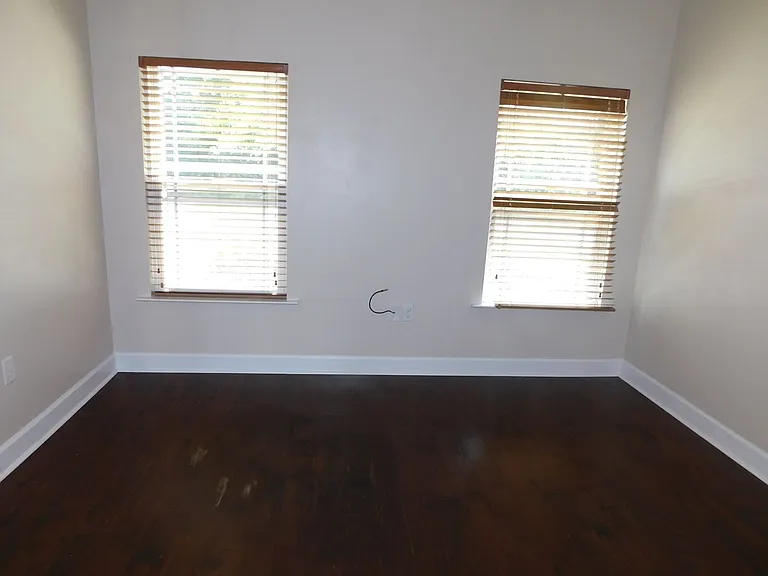 5156 NW 21st Dr — Photo 10