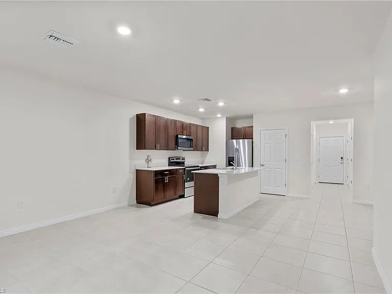 15535 Wildflower Cir — Photo 13