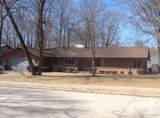 1416 Gunnell Ln, Manitowoc, WI 54220