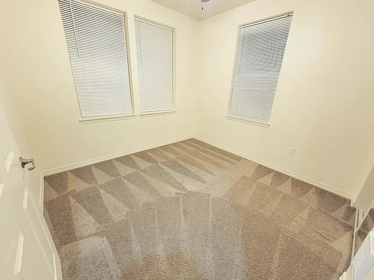 J0442 - Provi — Photo 30