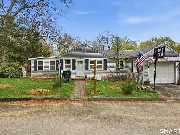 2nd image of 80 Old Plains Road