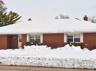 844 S 7th St, Dekalb, IL 60115