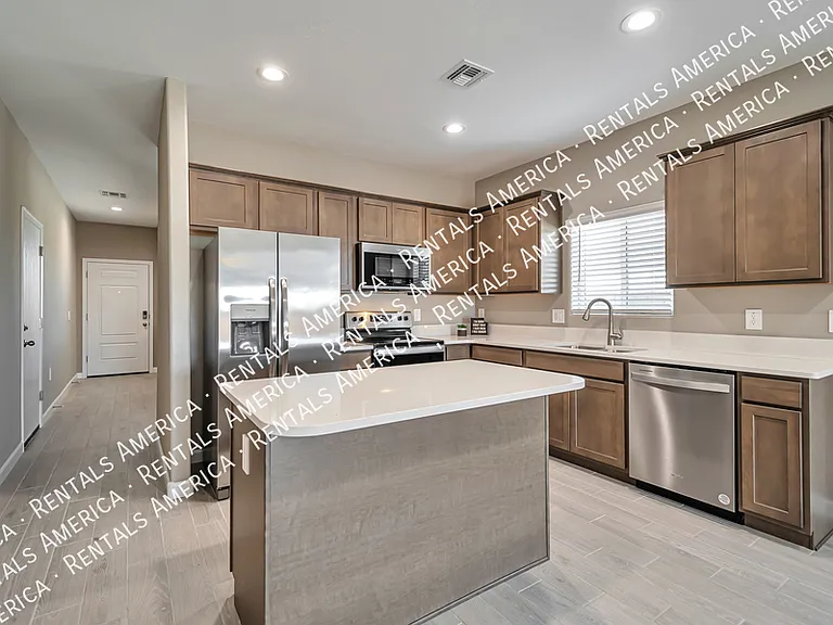 36517 N Senepol St — Photo 4