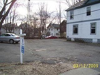 1st image of 419 Bellevue Pl