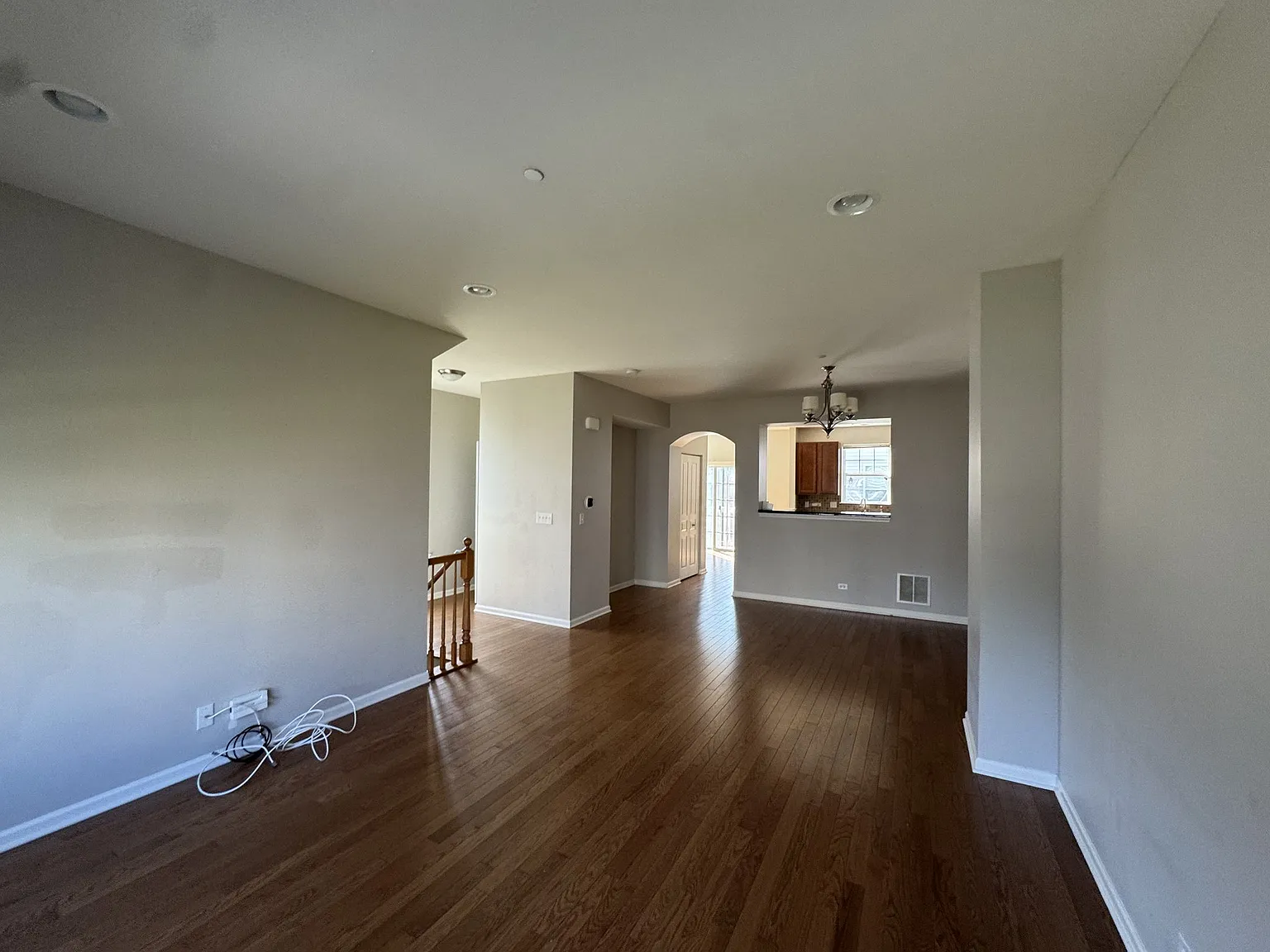 3 bed, 2.5 bath, 2162 sqft, $3,150 — Photo 4