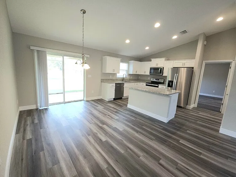 2959 W Buccaneer Ln — Photo 2