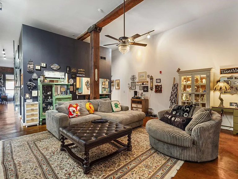 2 W G E Patterson Ave #106 — Photo 7