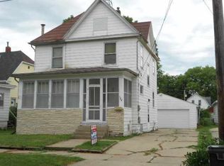 124 W Wellington St, Waterloo, IA 50701