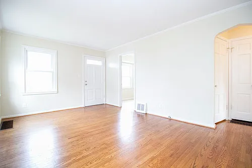 1137 Cribb St — Photo 2
