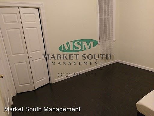 2nd image of 307 E Liberty St APT D
