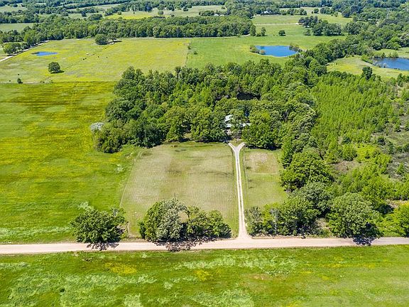 2nd image of 1370 County Road 4104