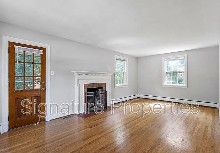6731 Forest Hill Ave — Photo 5