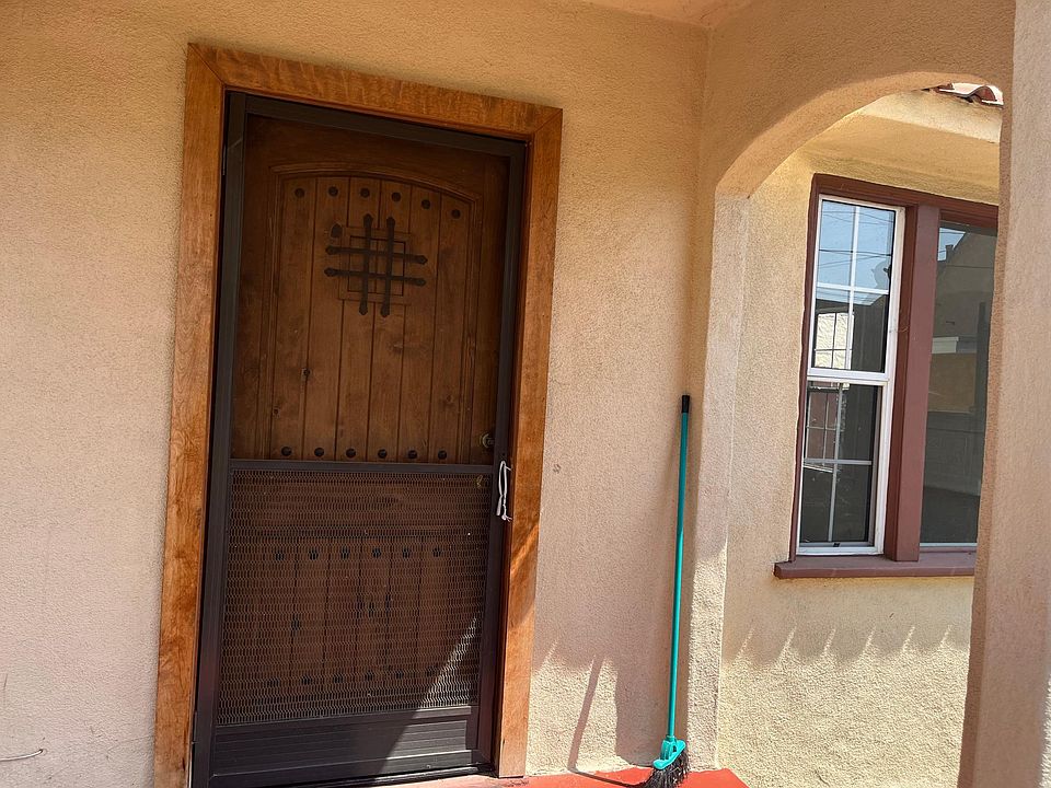 1st image of 907 N Neptune Ave