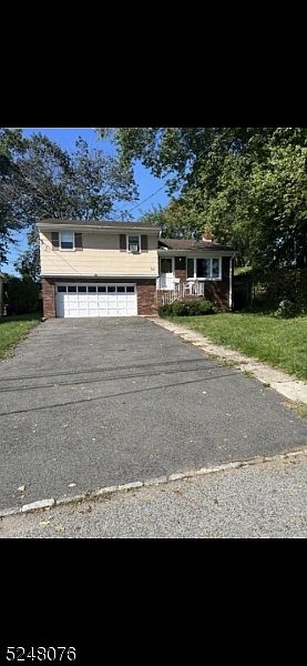 1st image of 29 Pleasant Ave
