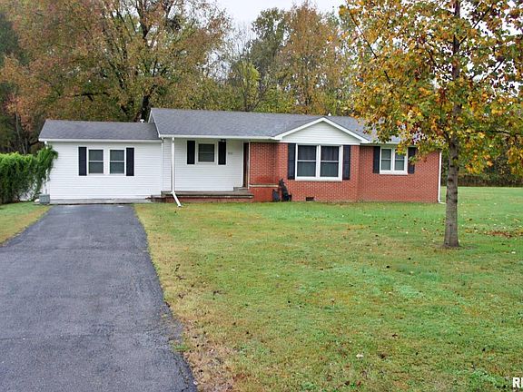 2nd image of 830 Lowery Dr