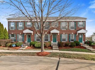 315 Heritage Commons Cir #209, O'Fallon, MO 63368