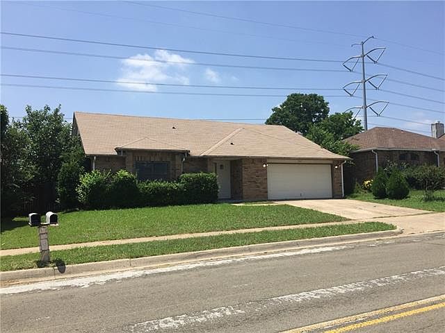 1st image of 5204 Creek Valley Dr