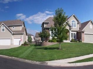 3032 SW Silverspur Ln, Lees Summit, MO 64081