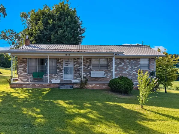 1118 Newman Riley Dr, Dandridge, TN 37725