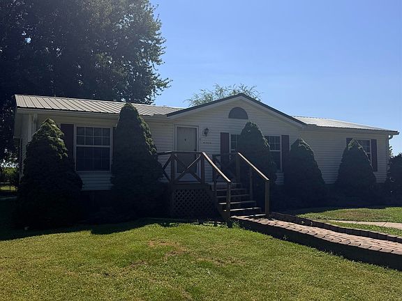 3rd image of 11358 Rabbit Run Rd