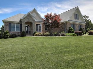 100 Hilltop Ct, Washington, MO 63090
