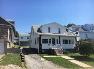 47 Elm St, Uniontown, PA