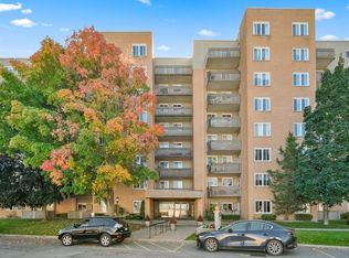 1599 Lassiter Ter #413, Ottawa, ON K1J8R6