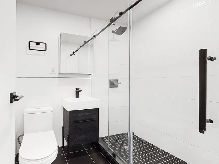 2785 Broadway #7L — Photo 3