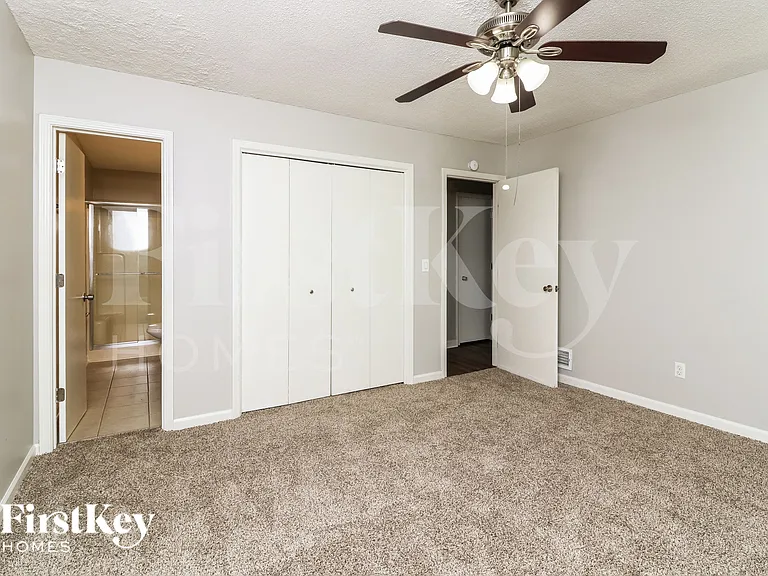 1055 Coker Cir NW — Photo 10