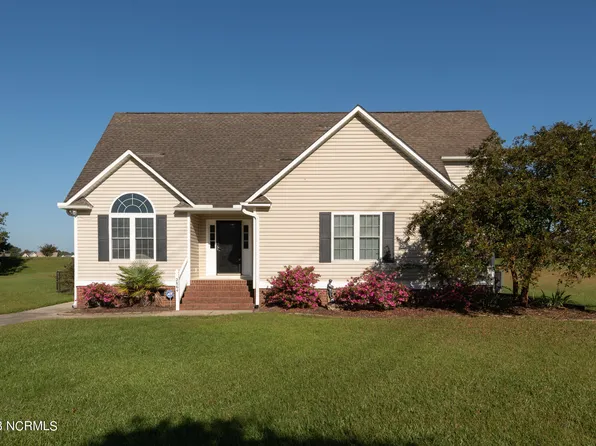 2864 Schooner Lane, Grimesland, NC 27837