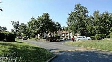 1st image of 202 Bridgewater Dr