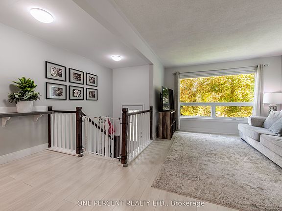 3rd image of 46 Bythia St