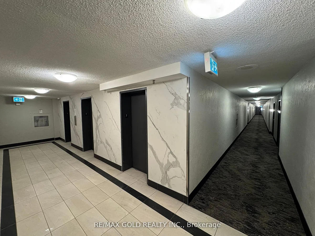 Building Photo - 100 Wingarden Ct #713
