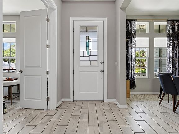 5th image of 137 Angel Oak Dr