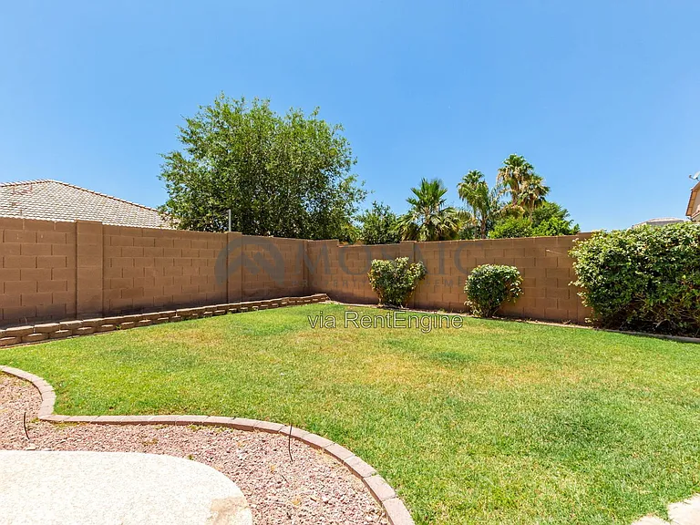 3381 E Flamingo Ct — Photo 35