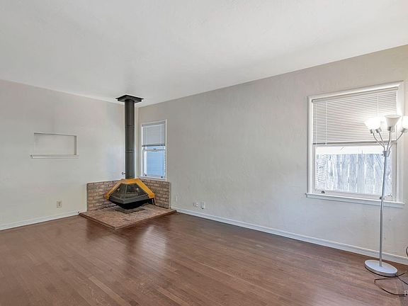 5th image of 217 - 219 W End Avenue