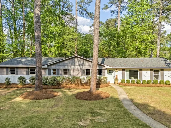 1244 Sanders St, Auburn, AL 36830