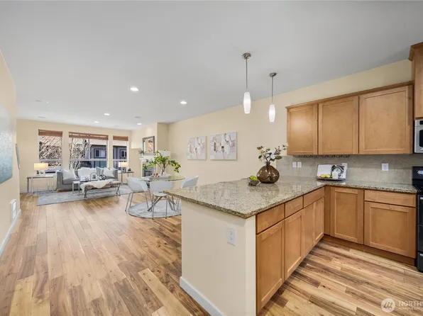 16528 2nd Park SE, Bothell, WA 98012