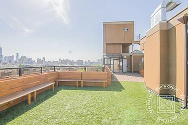 Rented by Nolita Group